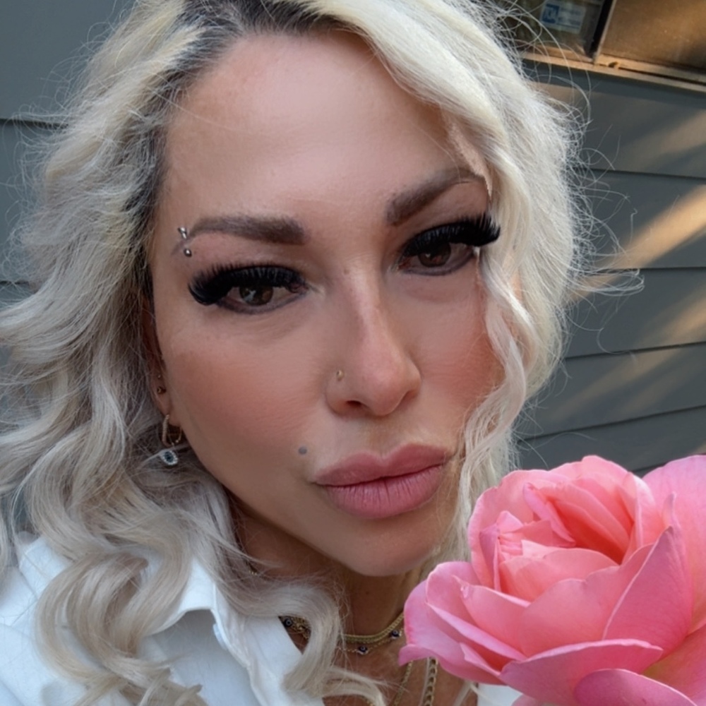 Meet your Posher, Teresa